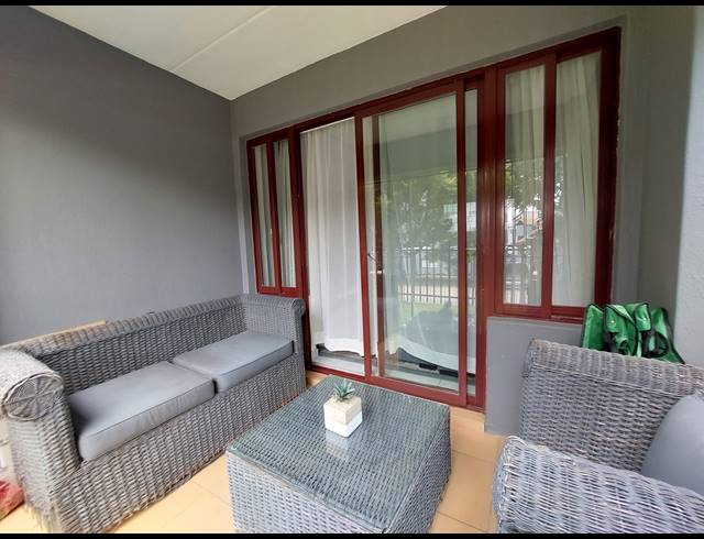 2 BEDROOM APARTMENT RENTED IN HONEYDEW